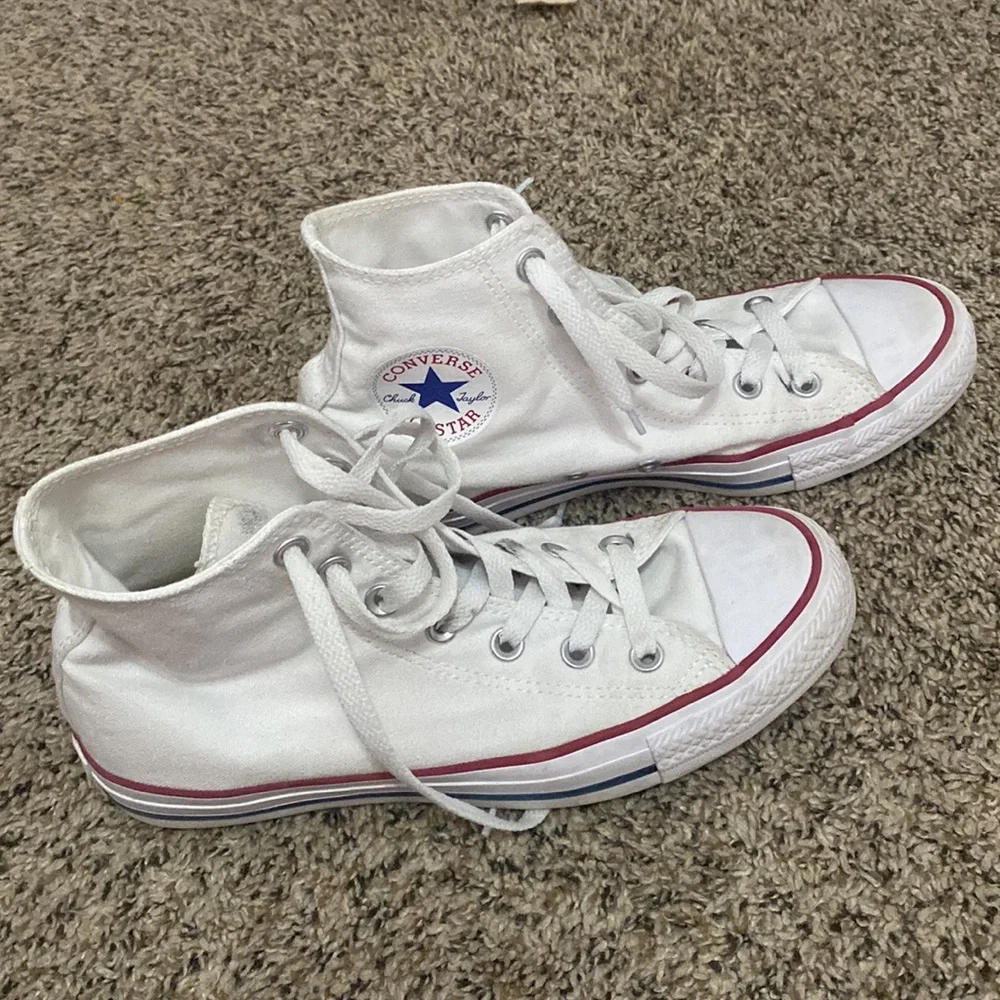 Converse - Picture 2 of 2